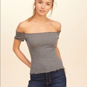 hollister off-the-shoulder top